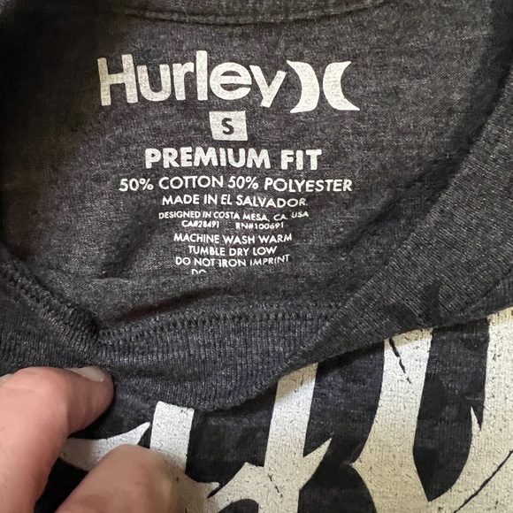 Y2K Hurley Men’s Sz Small t-shirt gray charcoal color short sleeves - Picture 3 of 6